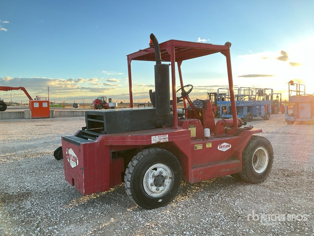 Taylor Y12S Electric Forklift - Carretilla elevadora eléctrica: foto 3 Taylor Y12S Electric Forklift - Carretilla elevadora eléctrica: foto 3