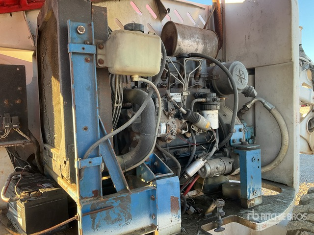 Terex TA64 Telescopic Boom Lift - Plataforma articulada: foto 4 Terex TA64 Telescopic Boom Lift - Plataforma articulada: foto 4