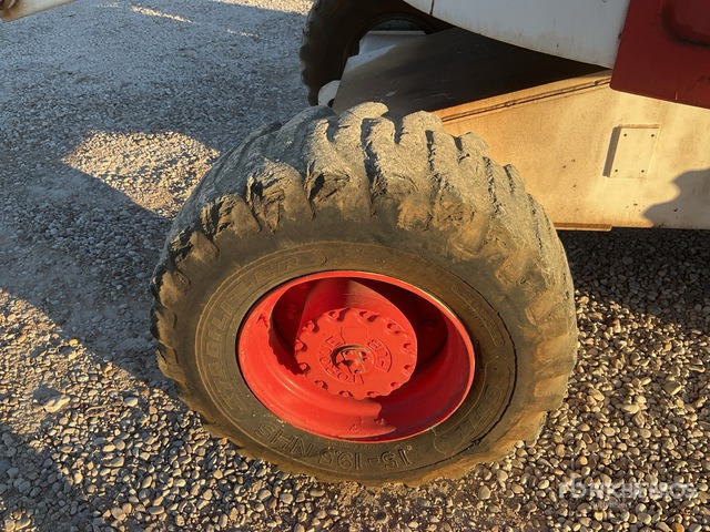 Terex TA64 Telescopic Boom Lift - Plataforma articulada: foto 3 Terex TA64 Telescopic Boom Lift - Plataforma articulada: foto 3