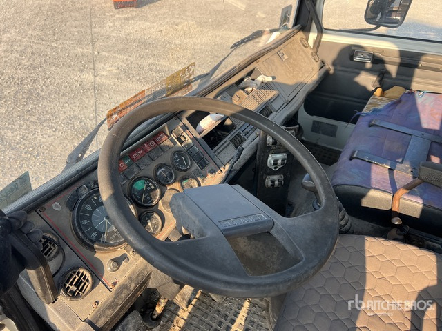 1989 Renault S170 4x2 Vacuum Tanker Truck - Limpieza de alcantarillado: foto 4 1989 Renault S170 4x2 Vacuum Tanker Truck - Limpieza de alcantarillado: foto 4