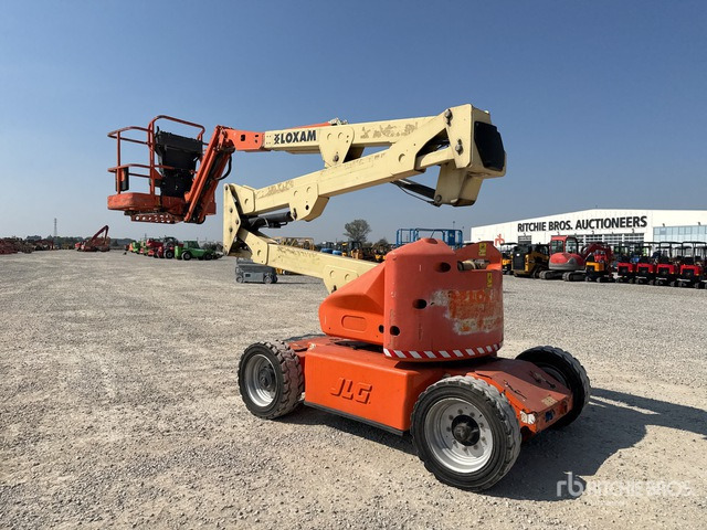2008 JLG E450AJ Piattaforma monobraccio articolata - Plataforma articulada: foto 4 2008 JLG E450AJ Piattaforma monobraccio articolata - Plataforma articulada: foto 4
