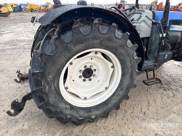 2009 New Holland T4050F 4WD Tractor - Tractor: foto 4 2009 New Holland T4050F 4WD Tractor - Tractor: foto 4