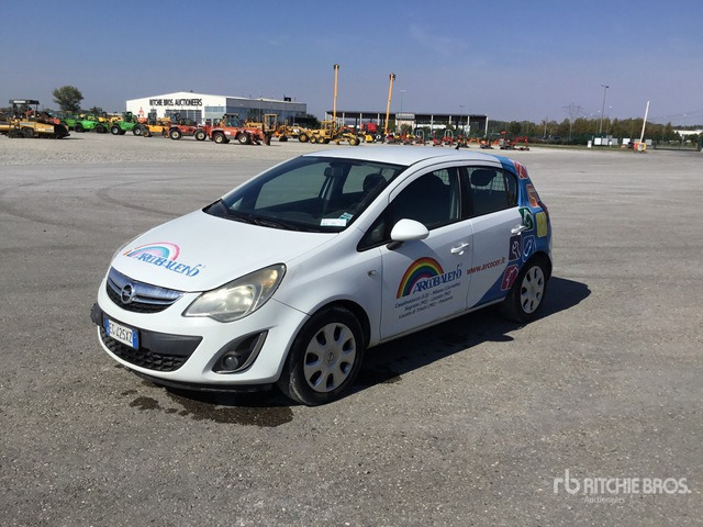 2011 Opel Corsa (Inoperable) Automobile - Coche: foto 4 2011 Opel Corsa (Inoperable) Automobile - Coche: foto 4