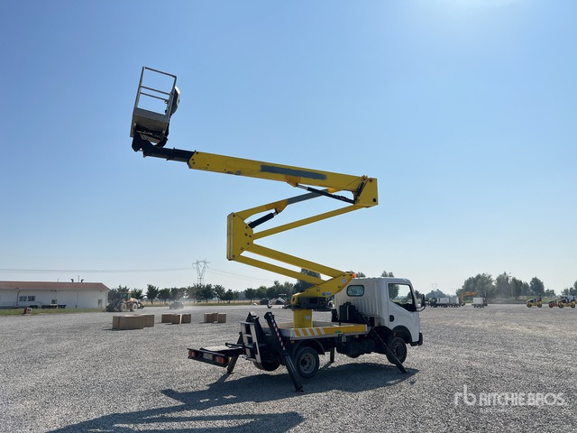 2011 Renault Maxity 2011 Socage DA324 24 m on Bucket Truck - Camión con plataforma elevadora: foto 4 2011 Renault Maxity 2011 Socage DA324 24 m on Bucket Truck - Camión con plataforma elevadora: foto 4