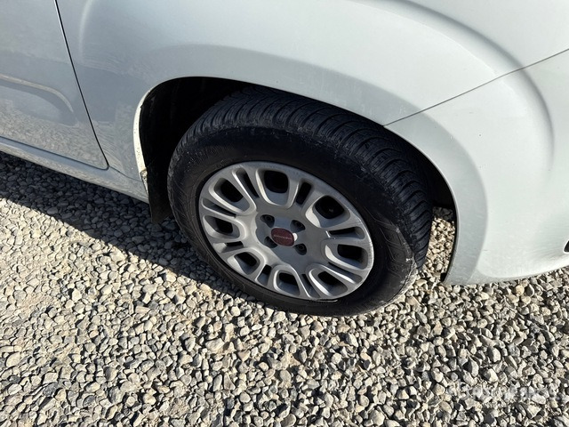 2013 Fiat Panda Automobile - Coche: foto 4 2013 Fiat Panda Automobile - Coche: foto 4