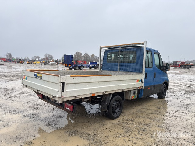 2015 Iveco Daily 33-110 Crew Cab Flatbed Truck - Camión caja abierta: foto 3 2015 Iveco Daily 33-110 Crew Cab Flatbed Truck - Camión caja abierta: foto 3