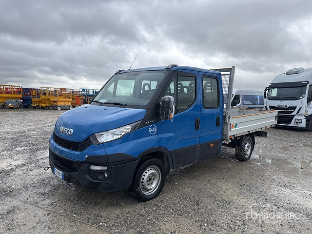 2015 Iveco Daily 33-110 Crew Cab (Inoperable) Flatbed Truck - Camión caja abierta: foto 2 2015 Iveco Daily 33-110 Crew Cab (Inoperable) Flatbed Truck - Camión caja abierta: foto 2