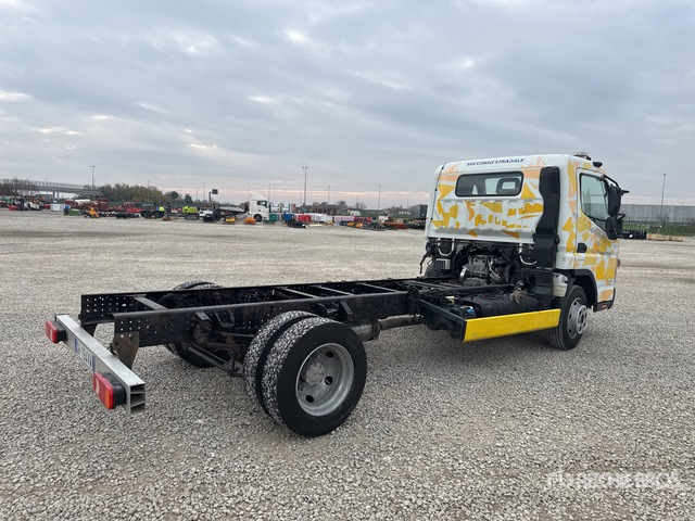 2015 Mitsubishi Fuso Canter 7C18 4x2 Cab and Chassis - Camión chasis: foto 4 2015 Mitsubishi Fuso Canter 7C18 4x2 Cab and Chassis - Camión chasis: foto 4