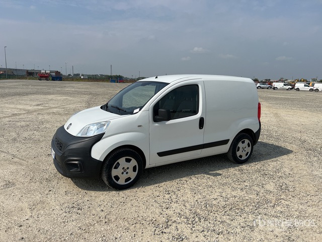 2016 Fiat Fiorino 1.3 MJT SX 16v Van Truck - Furgoneta pequeña: foto 3 2016 Fiat Fiorino 1.3 MJT SX 16v Van Truck - Furgoneta pequeña: foto 3