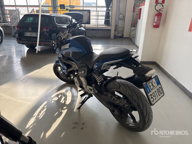 2018 BMW G310R Cruiser Bike - Motocicleta: foto 2 2018 BMW G310R Cruiser Bike - Motocicleta: foto 2
