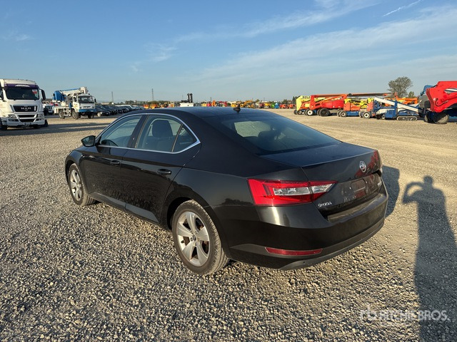 2018 Skoda Superb Autovettura - Coche: foto 3 2018 Skoda Superb Autovettura - Coche: foto 3