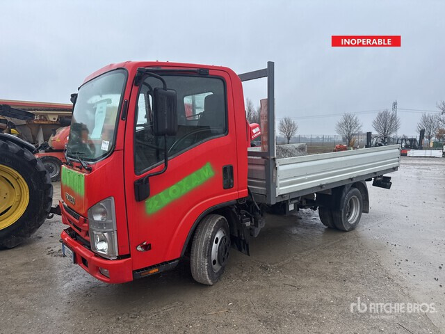2019 Isuzu (Inoperable) Flatbed Truck - Camión caja abierta: foto 1 2019 Isuzu (Inoperable) Flatbed Truck - Camión caja abierta: foto 1