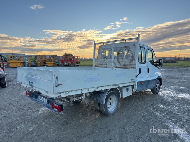 2019 Iveco Daily 35-150 Crew Cab Flatbed Truck - Camión caja abierta: foto 3 2019 Iveco Daily 35-150 Crew Cab Flatbed Truck - Camión caja abierta: foto 3