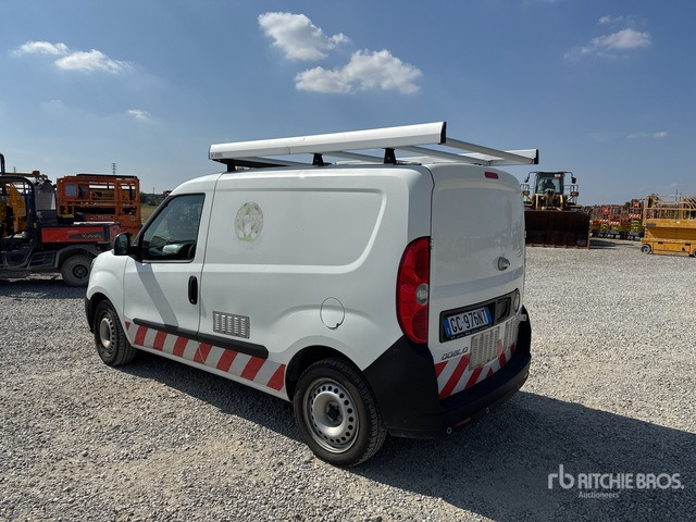 2020 Fiat Doblo Autocarro furgonato - Furgoneta pequeña: foto 3 2020 Fiat Doblo Autocarro furgonato - Furgoneta pequeña: foto 3