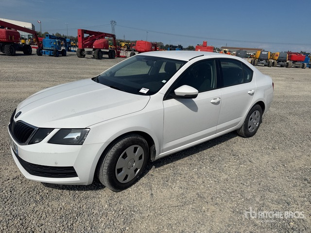 2020 Skoda Octavia Autovettura - Coche: foto 2 2020 Skoda Octavia Autovettura - Coche: foto 2