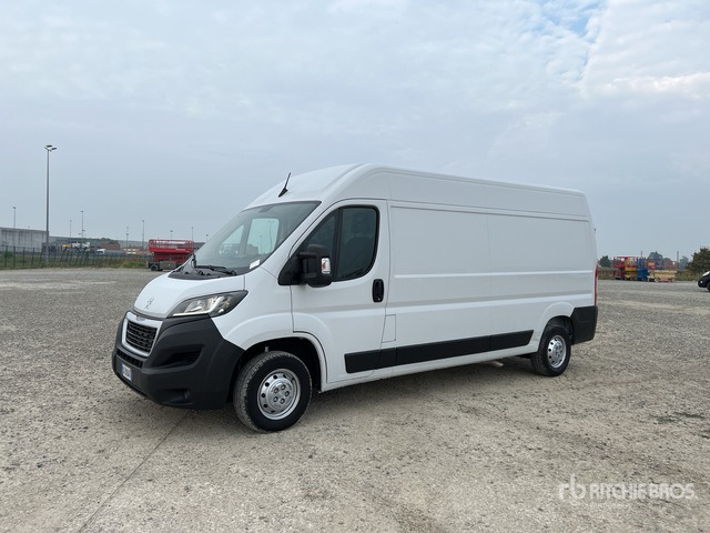 2021 Peugeot Boxer 333 L3H2 2.2 BLUEHDI 140CV S&S Van Truck - Furgón: foto 3 2021 Peugeot Boxer 333 L3H2 2.2 BLUEHDI 140CV S&S Van Truck - Furgón: foto 3