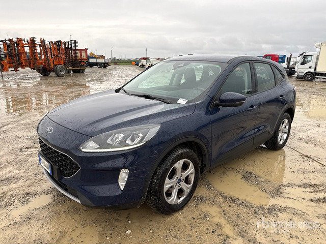 Ford Kuga SUV - SUV/ Todoterreno: foto 1 Ford Kuga SUV - SUV/ Todoterreno: foto 1
