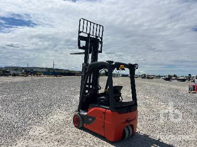 LINDE E14-02 1400 kg - Carretilla elevadora eléctrica: foto 2 LINDE E14-02 1400 kg - Carretilla elevadora eléctrica: foto 2