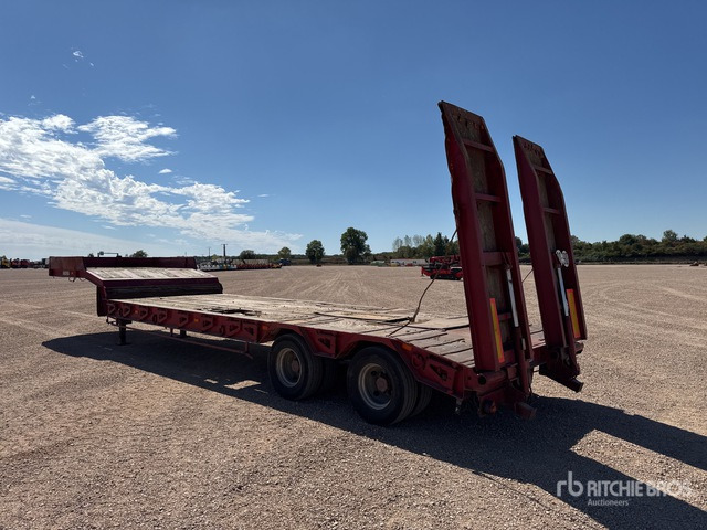 1989 Castera RSTP25 T/A Semi-Remorque Porte-Engins ... Lowboy Trailer - Semirremolque góndola rebajadas: foto 4 1989 Castera RSTP25 T/A Semi-Remorque Porte-Engins ... Lowboy Trailer - Semirremolque góndola rebajadas: foto 4
