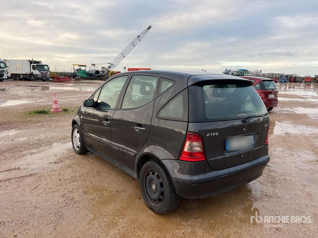 1999 Mercedes-Benz Classe A (Inoperable) Automobile - Coche: foto 2 1999 Mercedes-Benz Classe A (Inoperable) Automobile - Coche: foto 2