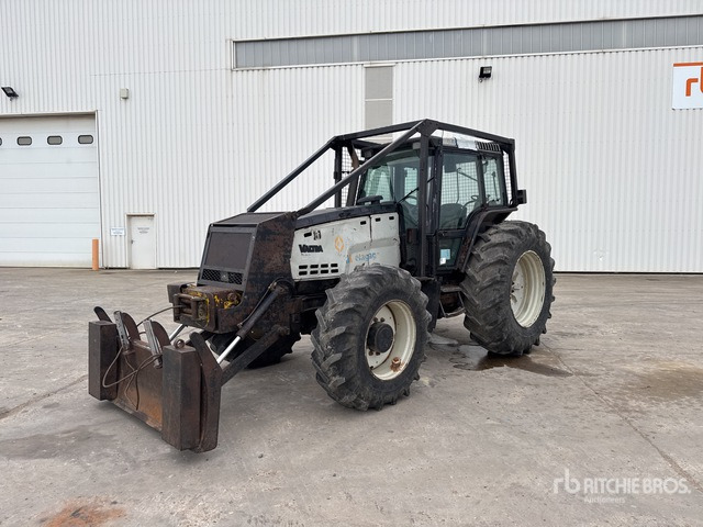 2003 Valmet 8950HI 4x4 Tracteur Agricole 4WD Tractor - Tractor: foto 1 2003 Valmet 8950HI 4x4 Tracteur Agricole 4WD Tractor - Tractor: foto 1