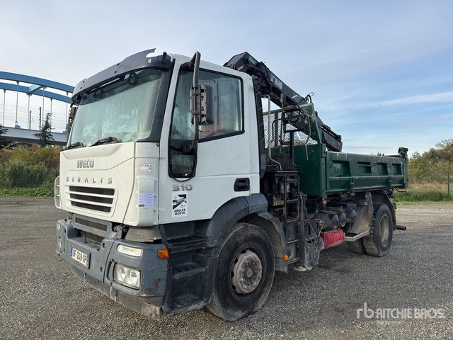 2005 Iveco Stralis 310 2004 Hiab 102XS-2B 3800 kg Arti ... Dump Truck with Crane - Camión volquete: foto 2 2005 Iveco Stralis 310 2004 Hiab 102XS-2B 3800 kg Arti ... Dump Truck with Crane - Camión volquete: foto 2