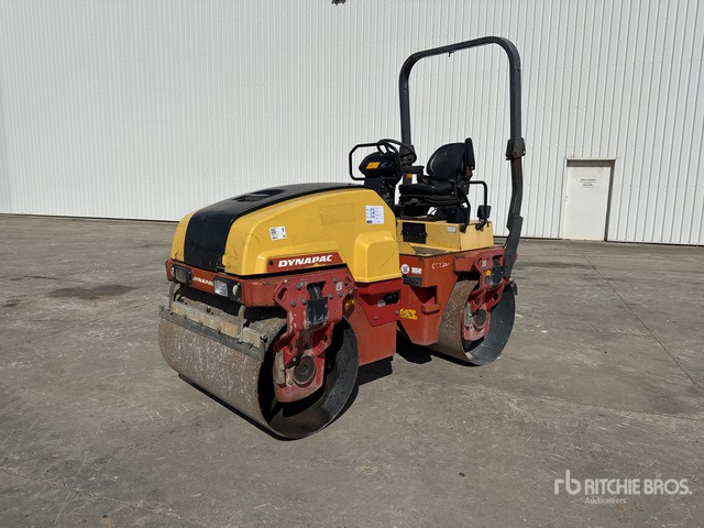 2013 Dynapac CC1300 Compacteur Vibrant Tandem Double Drum Roller - Apisonadora de asfalto: foto 1 2013 Dynapac CC1300 Compacteur Vibrant Tandem Double Drum Roller - Apisonadora de asfalto: foto 1
