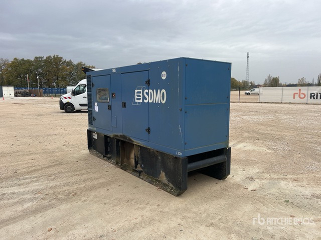 2013 Sdmo J200K 182 kVA Skid-Mounted Groupe Ele ... Generator Set - Generador industriale: foto 2 2013 Sdmo J200K 182 kVA Skid-Mounted Groupe Ele ... Generator Set - Generador industriale: foto 2