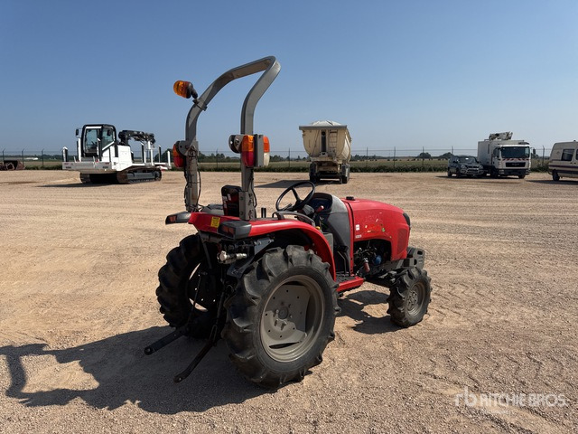 2015 Kubota STW34R 4WD Tracteur Utilitaire (Inoper ... Utility Tractor - Mini tractor: foto 3 2015 Kubota STW34R 4WD Tracteur Utilitaire (Inoper ... Utility Tractor - Mini tractor: foto 3