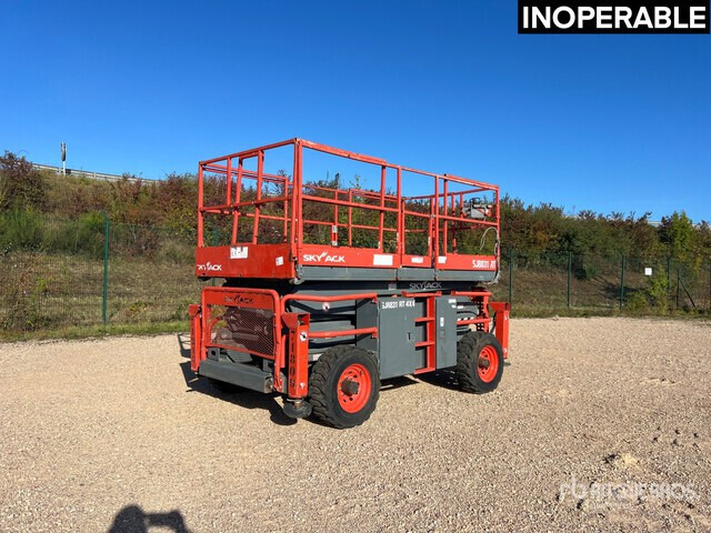 2017 Skyjack SJ8831 4x4 Nacelle Ciseaux 12 m (Inope ... Scissor Lift - Plataforma de tijeras: foto 1 2017 Skyjack SJ8831 4x4 Nacelle Ciseaux 12 m (Inope ... Scissor Lift - Plataforma de tijeras: foto 1