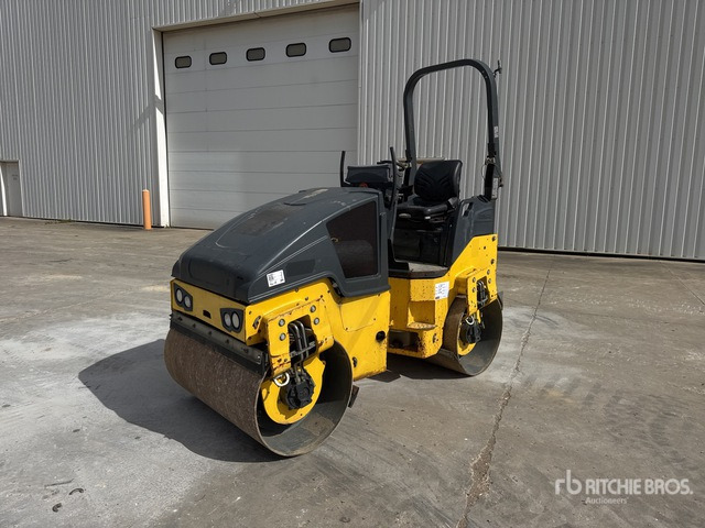 2018 Bomag BW120AD5 Compacteur Vibrant Tandem Double Drum Roller - Apisonadora de asfalto: foto 1 2018 Bomag BW120AD5 Compacteur Vibrant Tandem Double Drum Roller - Apisonadora de asfalto: foto 1