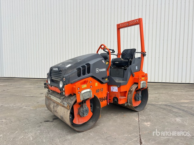 2019 Hamm HD12VV Compacteur Vibrant Tandem Double Drum Roller - Apisonadora de asfalto: foto 2 2019 Hamm HD12VV Compacteur Vibrant Tandem Double Drum Roller - Apisonadora de asfalto: foto 2