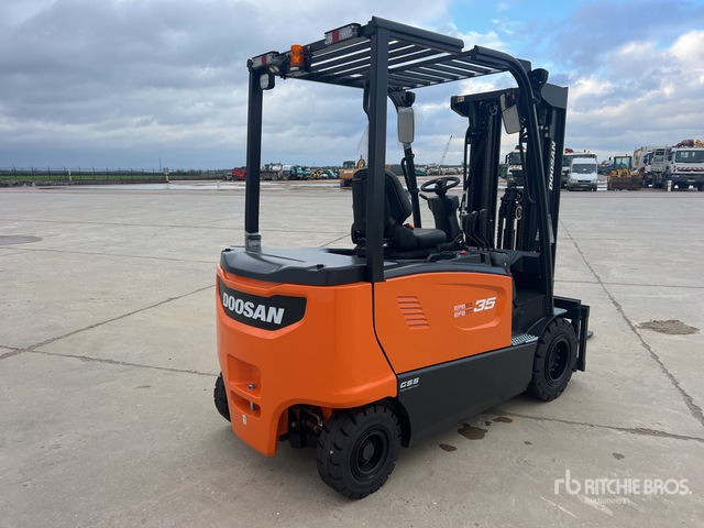 2023 Doosan B35X-7 PLUS 3500 kg Chariot Elevateur Elect ... Electric Forklift - Carretilla elevadora eléctrica: foto 3 2023 Doosan B35X-7 PLUS 3500 kg Chariot Elevateur Elect ... Electric Forklift - Carretilla elevadora eléctrica: foto 3