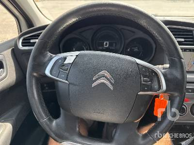 Coche CITROEN C4: foto 13