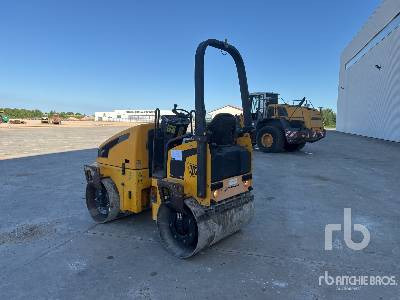 JCB VMT260-120 Compacteur Vibrant Tandem - Apisonadora de asfalto: foto 2 JCB VMT260-120 Compacteur Vibrant Tandem - Apisonadora de asfalto: foto 2