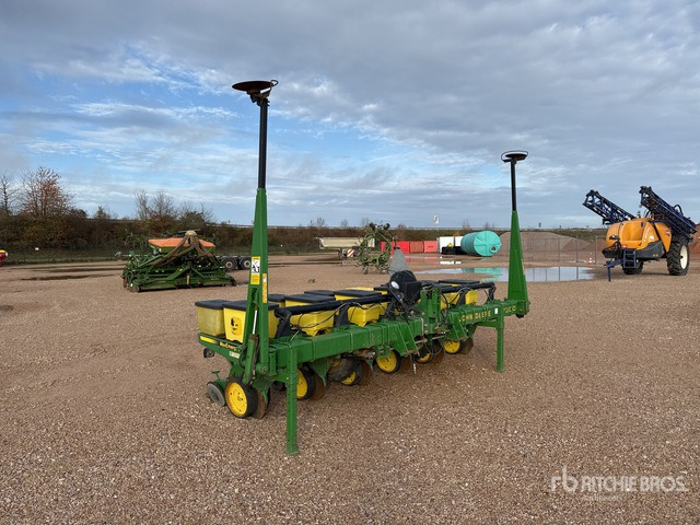 John Deere 7300 Max Emerge 2 Planter - Sembradora: foto 1 John Deere 7300 Max Emerge 2 Planter - Sembradora: foto 1