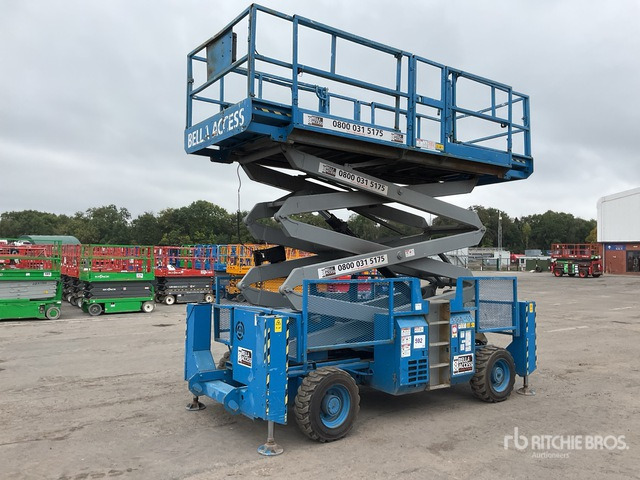 2005 Genie GS3384 4x4 Diesel Scissor Lift - Plataforma de tijeras: foto 2 2005 Genie GS3384 4x4 Diesel Scissor Lift - Plataforma de tijeras: foto 2