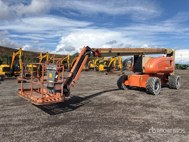 2013 JLG 800AJ 4WD Diesel Articulating Boom Lift - Plataforma articulada: foto 4 2013 JLG 800AJ 4WD Diesel Articulating Boom Lift - Plataforma articulada: foto 4