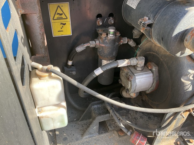 2014 Genie GS2669RT 4x4 Diesel Scissor Lift - Plataforma de tijeras: foto 5 2014 Genie GS2669RT 4x4 Diesel Scissor Lift - Plataforma de tijeras: foto 5