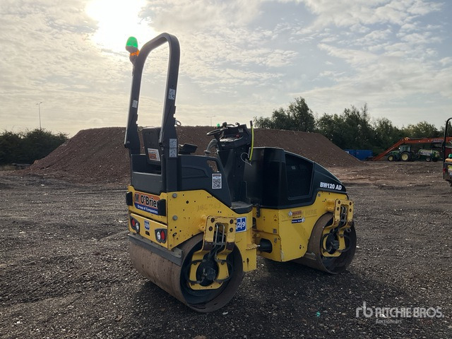 2015 Bomag 120AD-5 Double Drum Roller - Rodillo: foto 4 2015 Bomag 120AD-5 Double Drum Roller - Rodillo: foto 4