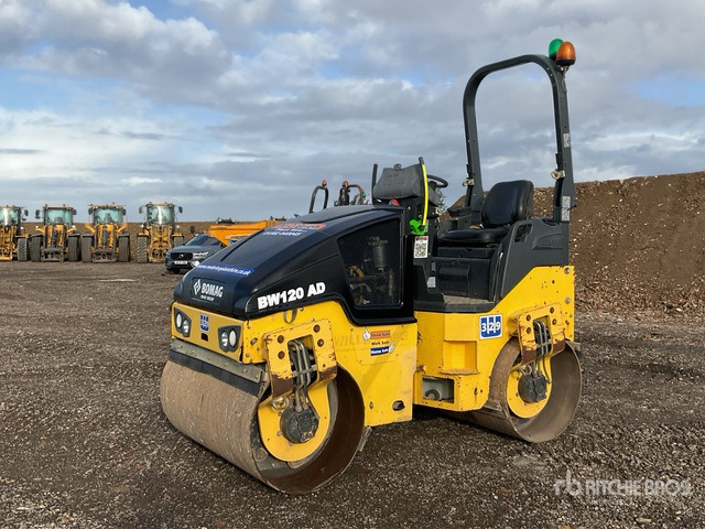 2015 Bomag 120AD-5 Double Drum Roller - Rodillo: foto 2 2015 Bomag 120AD-5 Double Drum Roller - Rodillo: foto 2
