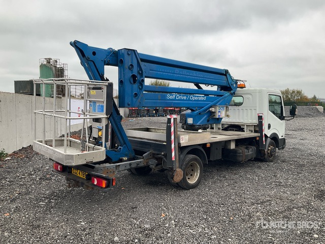 2015 Nissan Cabstar NT400 2015 CTE ZED 21.2JH 20 m on 4x2 Bucket Truck - Camión con plataforma elevadora: foto 4 2015 Nissan Cabstar NT400 2015 CTE ZED 21.2JH 20 m on 4x2 Bucket Truck - Camión con plataforma elevadora: foto 4