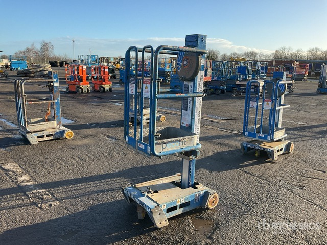 2015 Power Tower Peco Vertical Mast Lift - Plataforma de mástil vertical: foto 1 2015 Power Tower Peco Vertical Mast Lift - Plataforma de mástil vertical: foto 1