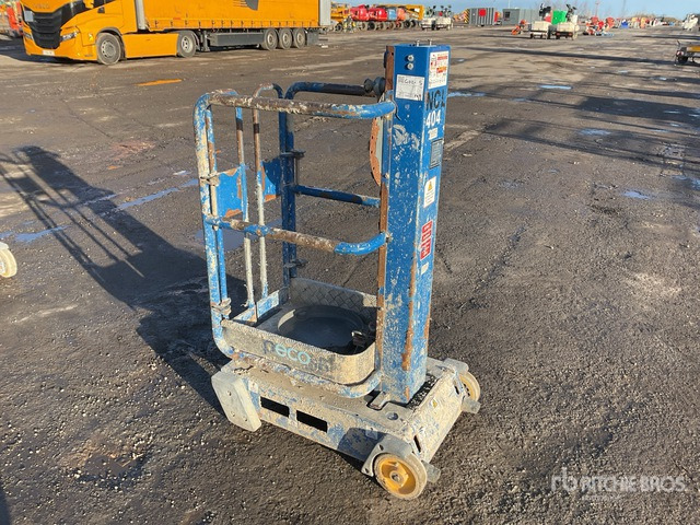 2015 Power Tower Peco Vertical Mast Lift - Plataforma de mástil vertical: foto 2 2015 Power Tower Peco Vertical Mast Lift - Plataforma de mástil vertical: foto 2