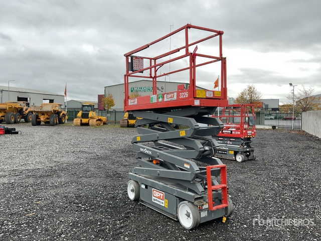 2015 Skyjack SJ 3226 2015 Skyjack SJ3226 Scissor Lift Scissor Lift - Plataforma de tijeras: foto 3 2015 Skyjack SJ 3226 2015 Skyjack SJ3226 Scissor Lift Scissor Lift - Plataforma de tijeras: foto 3