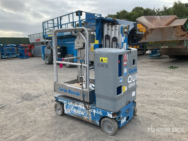 2016 Genie GR15 Vertical Mast Lift - Plataforma de mástil vertical: foto 3 2016 Genie GR15 Vertical Mast Lift - Plataforma de mástil vertical: foto 3