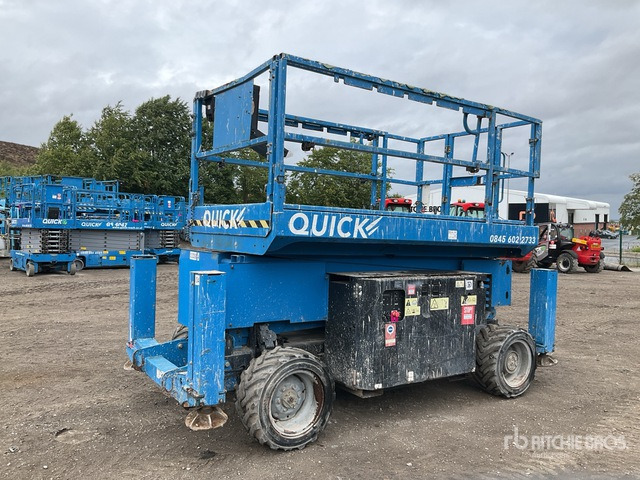 2016 Genie GS3369RT 4x4 Diesel Scissor Lift - Plataforma de tijeras: foto 2 2016 Genie GS3369RT 4x4 Diesel Scissor Lift - Plataforma de tijeras: foto 2