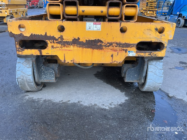 2016 Haulotte Compact 14 Electric (Inoperable) Scissor Lift - Plataforma de tijeras: foto 5 2016 Haulotte Compact 14 Electric (Inoperable) Scissor Lift - Plataforma de tijeras: foto 5