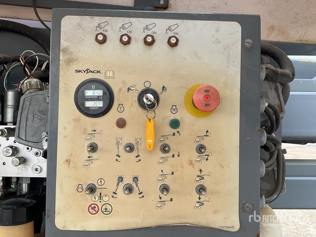 2016 Skyjack SJ51AJ 4WD Diesel Articulating Boom Lift - Plataforma articulada: foto 5 2016 Skyjack SJ51AJ 4WD Diesel Articulating Boom Lift - Plataforma articulada: foto 5