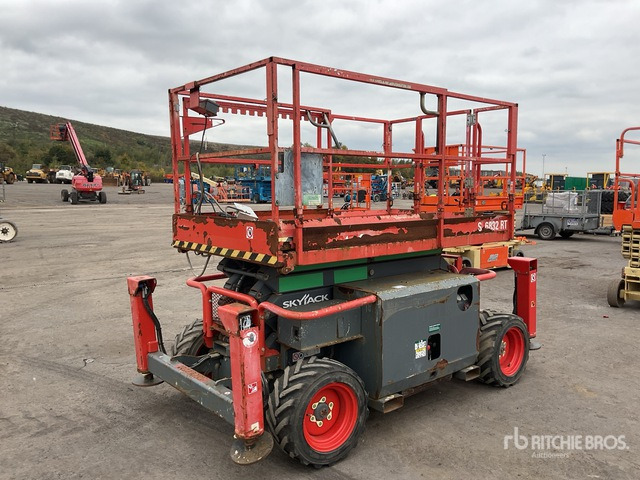 2017 Skyjack SJ6832 RT 4x4 Diesel Scissor Lift - Plataforma de tijeras: foto 1 2017 Skyjack SJ6832 RT 4x4 Diesel Scissor Lift - Plataforma de tijeras: foto 1